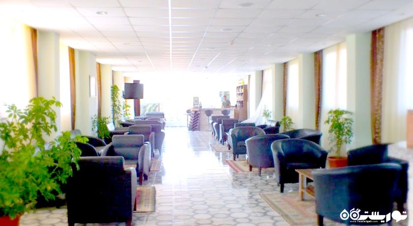 نمایی از بار لابی هتل